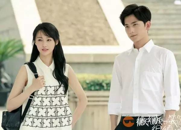 先拍先杀青的电视剧版选了杨洋和郑爽担当男女主角