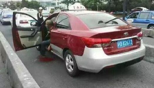 上海浦东机场1名出租车司机遭同行杀害 _360