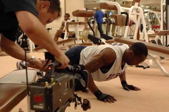 细数nba中的训练狂人:科比简直自虐,乔丹让巴