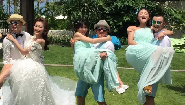 杜海涛避谈柳岩 "戏弄伴娘"质疑犹存