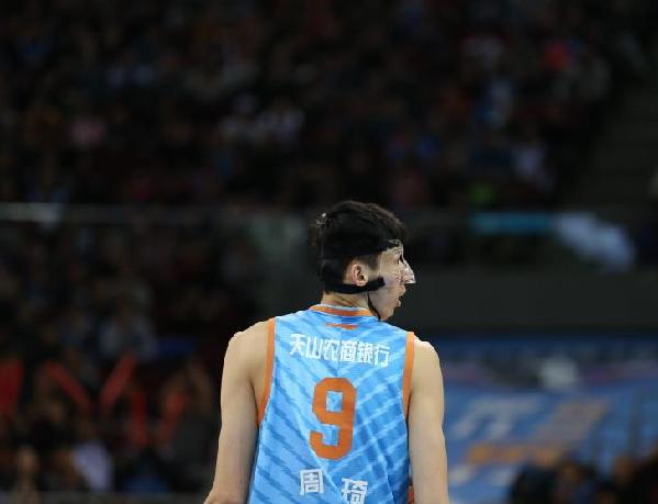 周琦参选NBA未通知男篮领队:下月中旬必须归