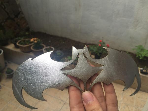 女主播解说游戏月入数万!这些新兴职业你不得