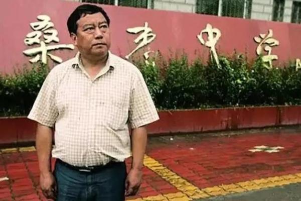 八年前在汶川的记者们 今天发了什么朋友圈 八年前在汶川的记者们 今天发了什么朋友圈