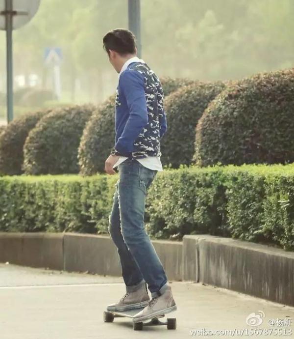 被 欢乐颂 小包总迷得不要不要的 人家杨烁儿子都五岁了