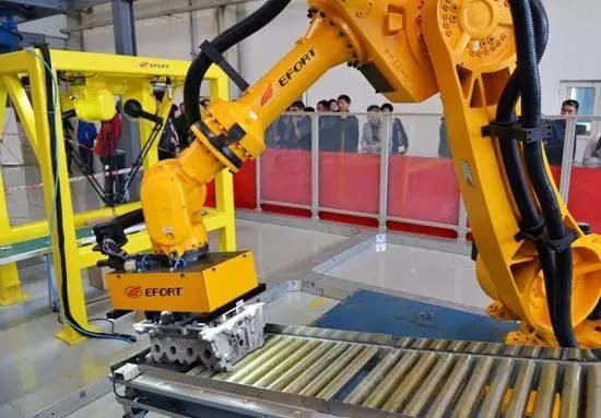 调转促新亮点芜湖篇︱自主创新助力国产机器人