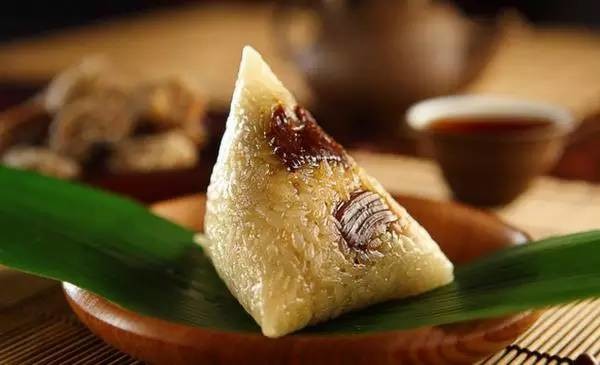 神奇﹗饮料瓶轻松包粽子﹐这个端午节一定要试