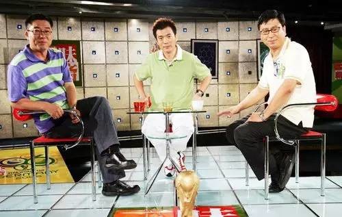 你们的青春是部落,我的青春是听他解说