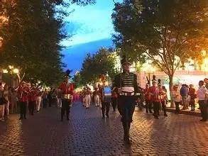 哈尔滨夜生活来了!这些商场延时关门丨18条