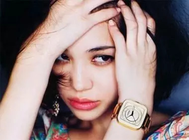 女人不敢撒娇,是因为没有人惯着!感动了千万人