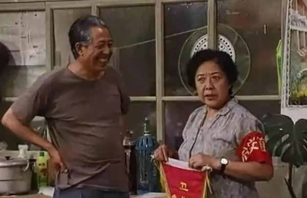 《我爱我家》“于大妈”老艺术家金雅琴去世，她参演这部剧是空前绝后的经典