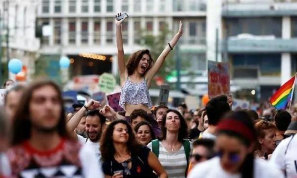 互联网品牌玩大了&nbsp;大众点评推出了同志版！