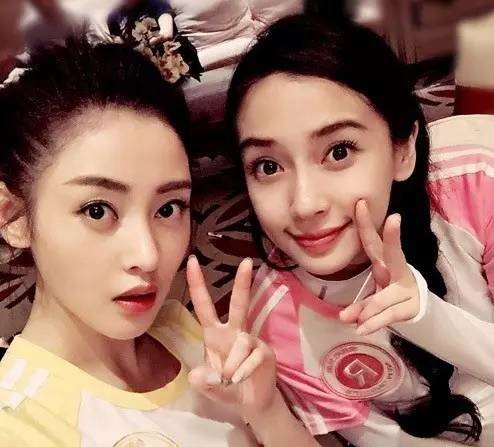 继A4腰后又来个28脸 侯佩岑赵薇勇夺女神桂冠！瘦脸教程奉上！