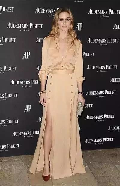 夏季穿长裙配什么包好看? 时髦明星都在用这几