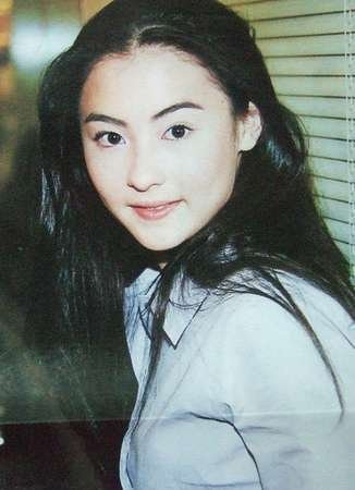 张柏芝暴瘦现火柴腿 盘点张柏芝的传奇人生