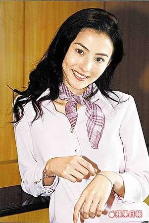 张柏芝暴瘦现火柴腿 盘点张柏芝的传奇人生