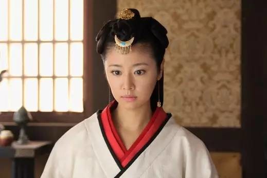 甄嬛、芈月、小龙女、《大鱼海棠》的椿，你绝对想不到，她们其实是同一个女人……