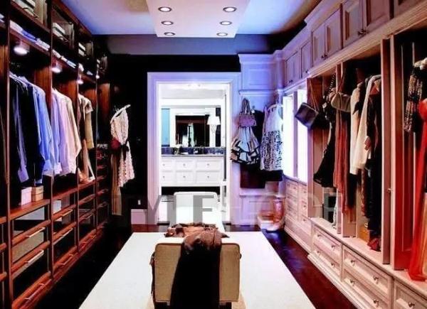 看剧||当年看《欲望都市》的姑娘们，你们过得还好吗？