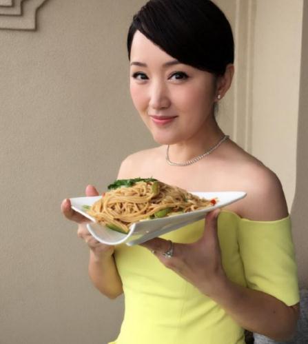 杨钰莹为家乡代言 在家乡危难时刻第一时间伸出援手 杨钰莹为家乡代言 在家乡危难时刻第一时间伸出援手