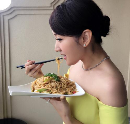 杨钰莹为家乡代言 在家乡危难时刻第一时间伸出援手 杨钰莹为家乡代言 在家乡危难时刻第一时间伸出援手
