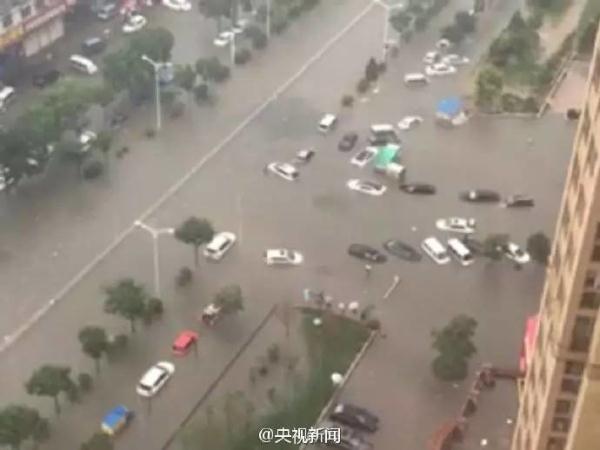 注意 | 汛情严峻!今天我国北方进入暴雨模式 !