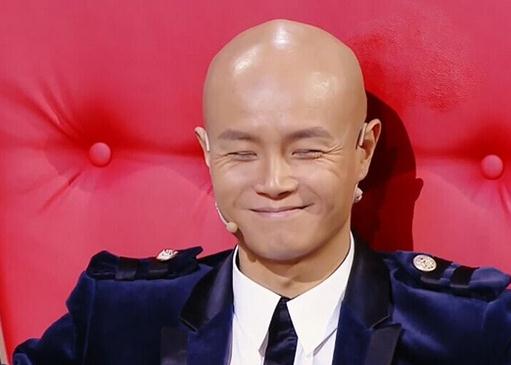 乐嘉现任妻子曝光 开空头支票将17岁女儿许