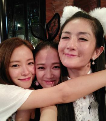 谢娜再现神模仿 震惊四座笑的眼泪出来了