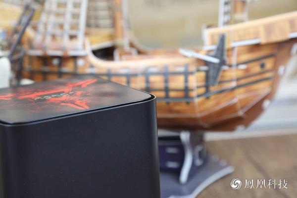 华为荣耀路由Pro游戏版图赏 支持游戏更新包预