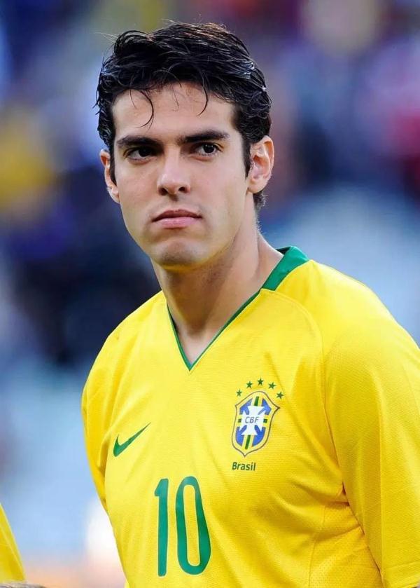 【特辑】巴西盛产的不仅是宝石 还有美女和帅