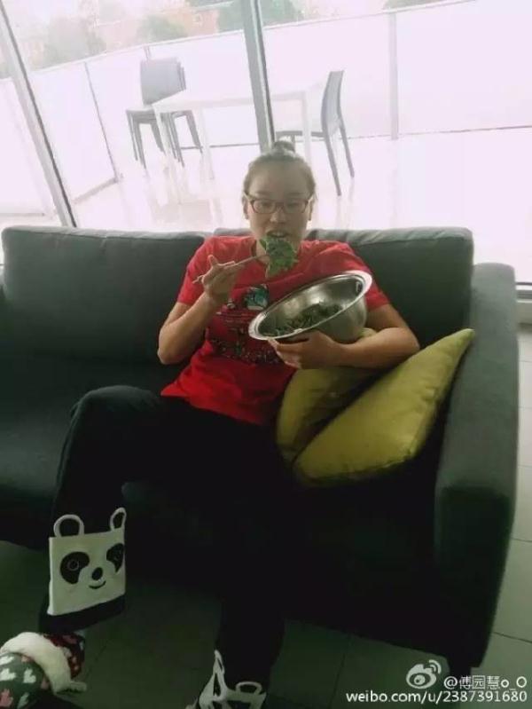 傅爷又发大招!这个夏天她给我们带来多少欢乐?