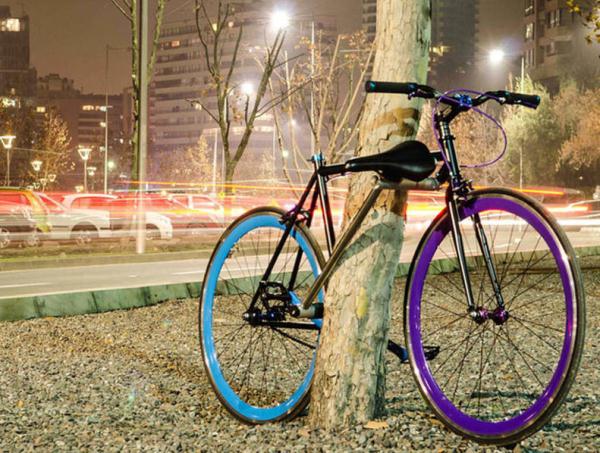 3名智利学生称发明出“永不丢失”自行车