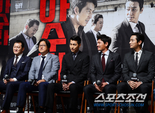 《阿修罗》制作发布会 郑雨盛黄政民等携手出