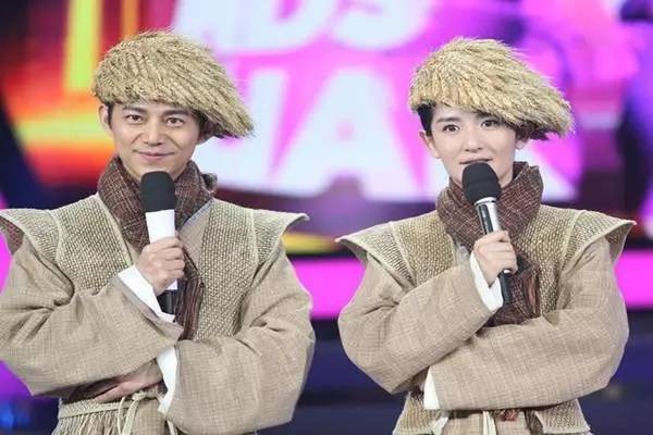 谢娜和邓超才是最搞笑组合,笑得我肚子痛