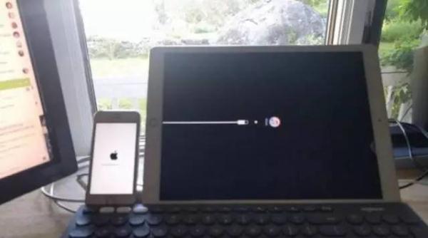 苹果用户昨晚集体悲剧了,升级手机秒变转…还