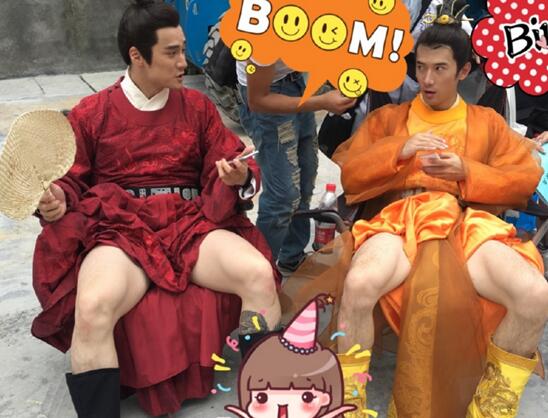 厉害了word哥!蒋劲夫晒白腿画面有点污