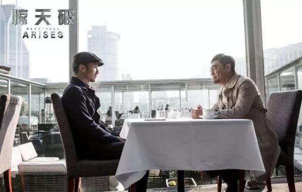 的她放弃学霸身份,不做女神做主妇,结婚18年无