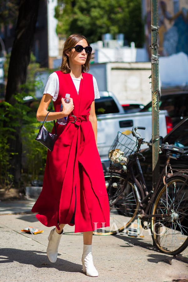 想做时髦弄潮鹅,没有小白靴可不“型”! 想做时髦弄潮鹅,没有小白靴可不“型”!