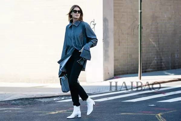 想做时髦弄潮鹅,没有小白靴可不“型”! 想做时髦弄潮鹅,没有小白靴可不“型”!