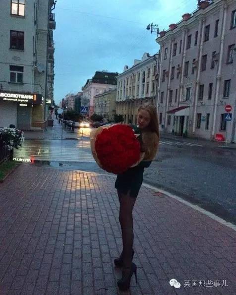 一个视频火起来的白俄罗斯老师, 这样的数学老