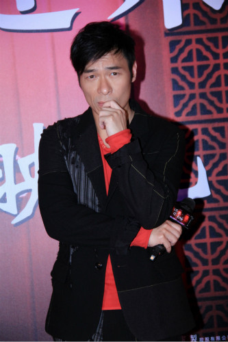 《凶手还未睡》首映 文咏珊被裸囚还被家暴打翻在地