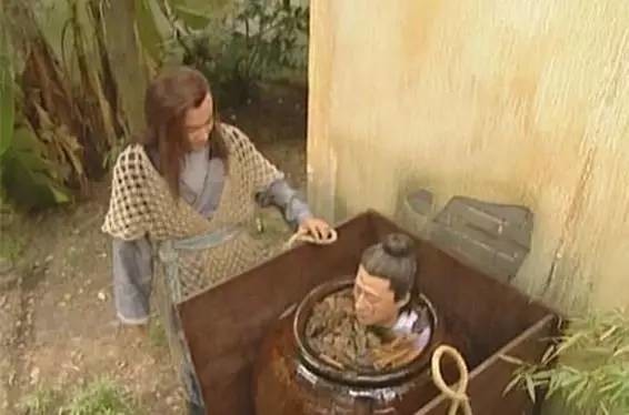 从小吓到大的童年阴影大合集,胆子小的,别戳进