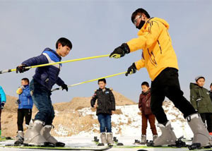 新时代中国特色社会主义的政治宣言和行动纲领