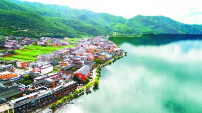 泸沽湖美景如画 泸沽湖美景如画