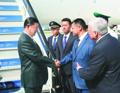 习近平抵达符拉迪沃斯托克 习近平抵达符拉迪沃斯托克