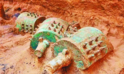 陕西渭南发现神秘芮国都城遗址和大墓