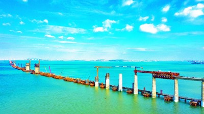 42公里,桥隧占比85%,是东南沿海高速铁路重要通道.