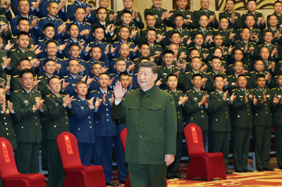 习近平接见西藏各族各界代表