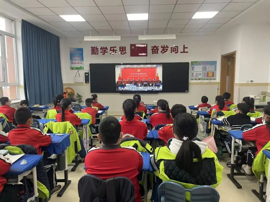 “未来五年,我们的个人成长与国家的发展紧紧相连”