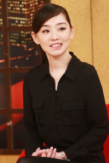 赖芊合节目落泪忆亡夫 自曝一天只吃一餐