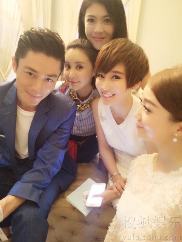 你们的老公霍建华被于莎莎撩啦