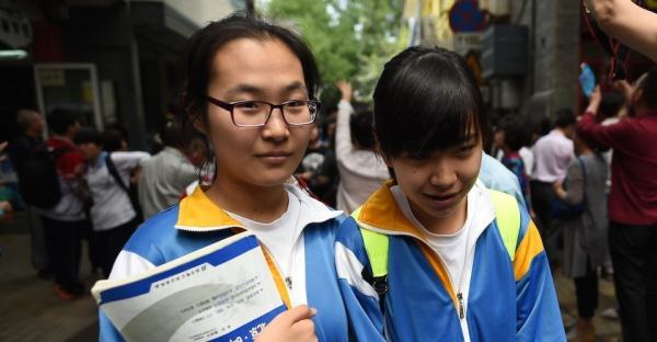 怎么成为大学外教 5175079307741316989.jpg